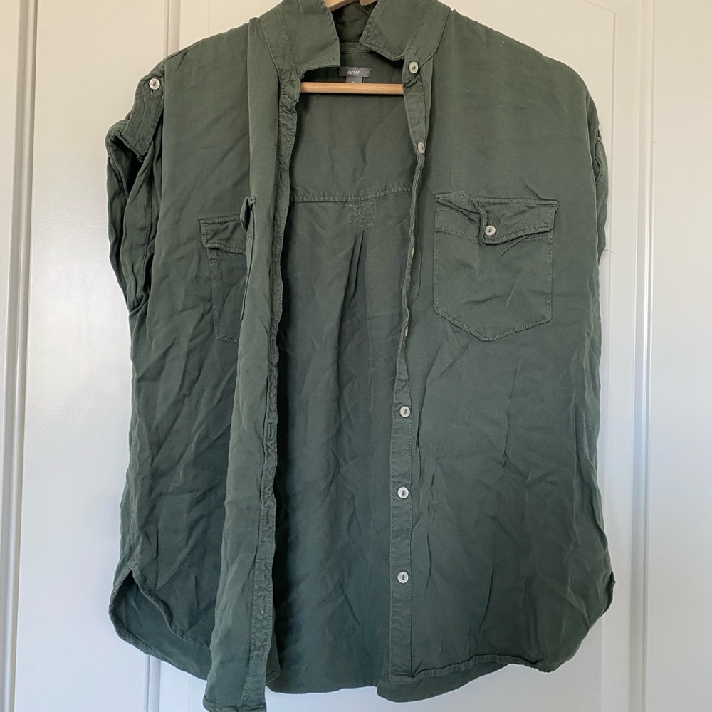 Green short sleeve flannel